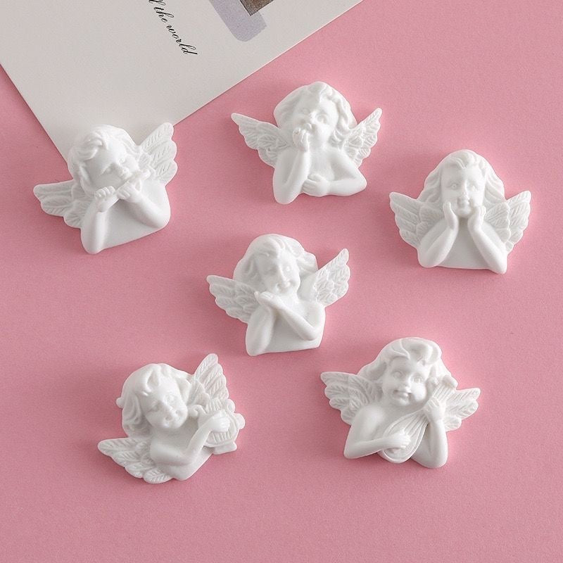 Baroque style charms – Creamjoystore